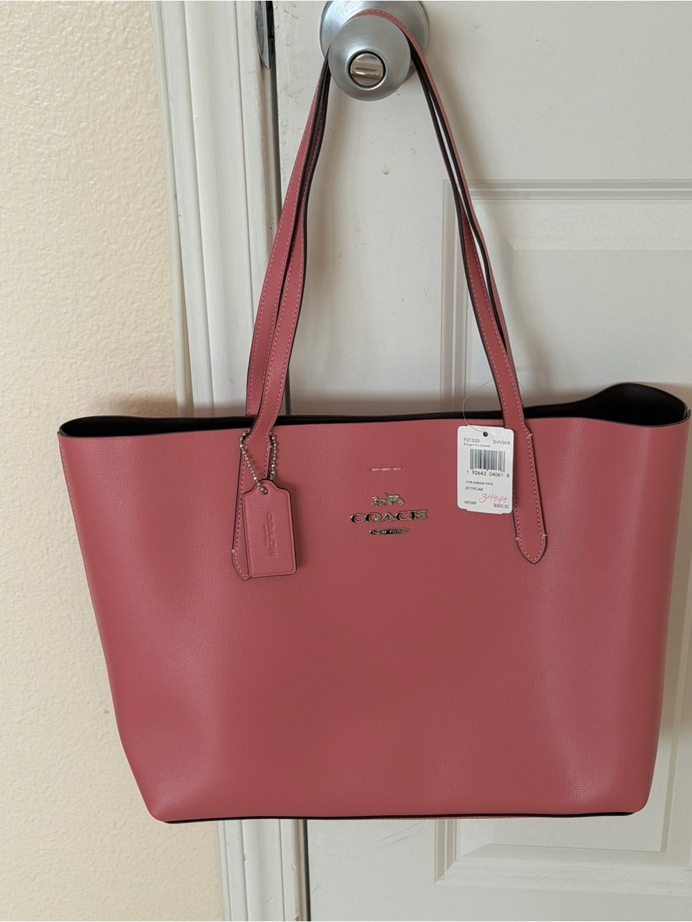 NWT Coach Avenue Tote Pink Oxblood with Logo Charm f31535